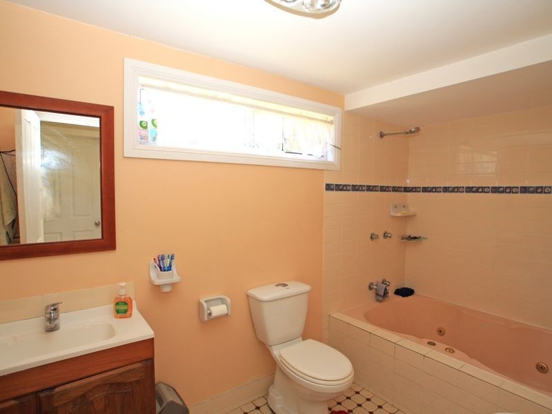 17 Glanville Road, Sussex Inlet NSW 2540