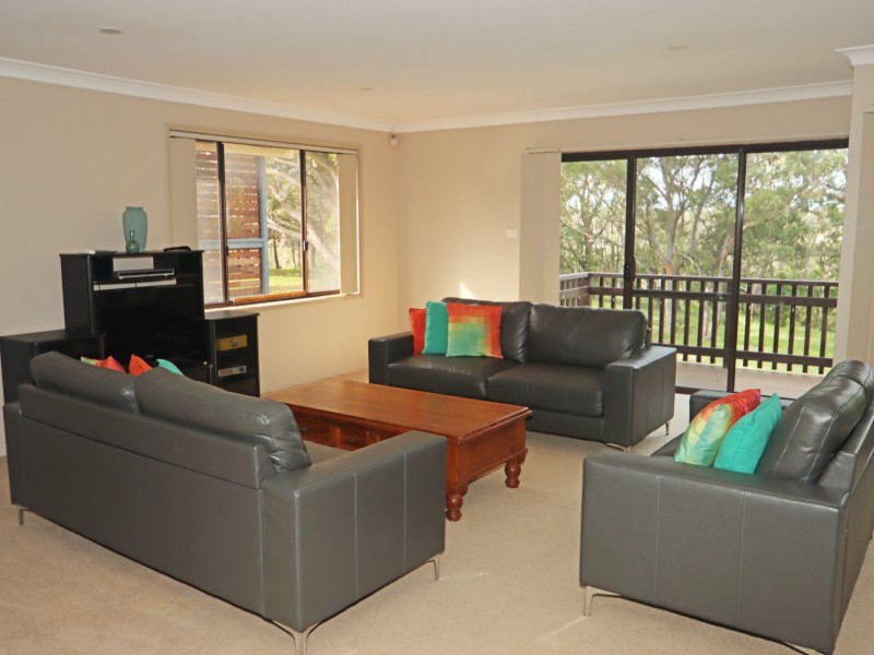 16 Ethel Avenue, Sussex Inlet NSW 2540