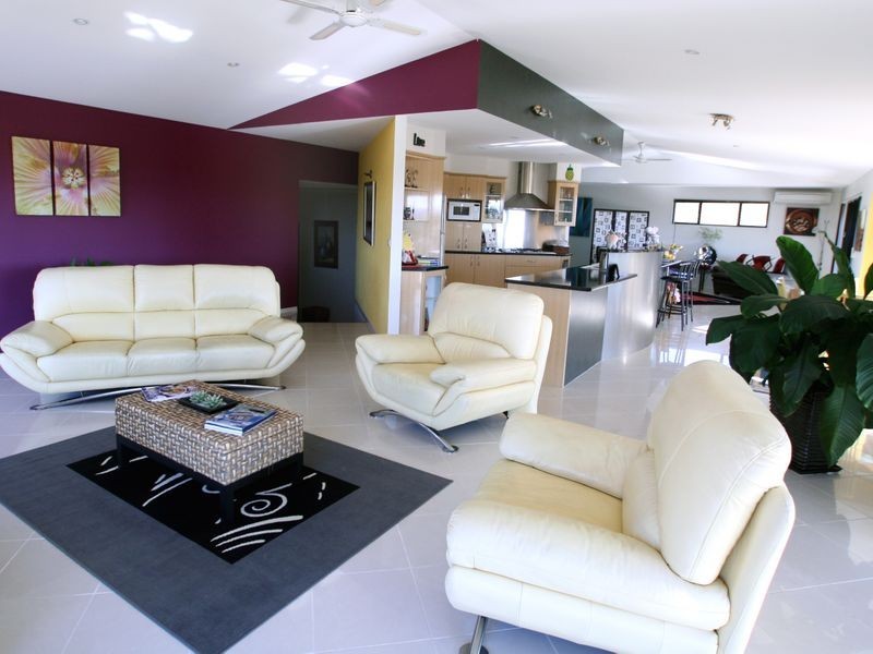 2 Mountain Ash Pl (Cnr Peppermint Drive), Worrigee NSW 2540