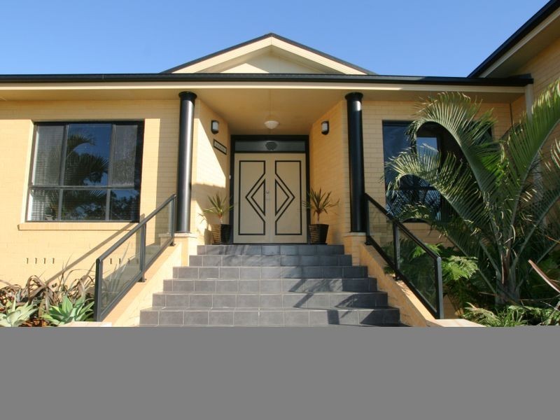 2 Mountain Ash Pl (Cnr Peppermint Drive), Worrigee NSW 2540