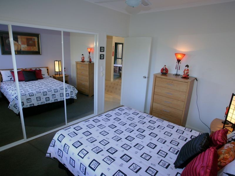 2 Mountain Ash Pl (Cnr Peppermint Drive), Worrigee NSW 2540