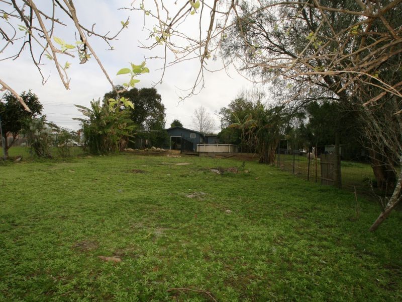 406 Princes Hwy, Bomaderry NSW 2541