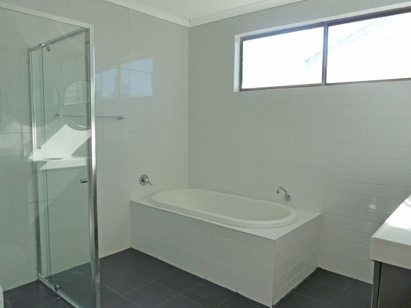 9 Ocean View Road, Sussex Inlet NSW 2540