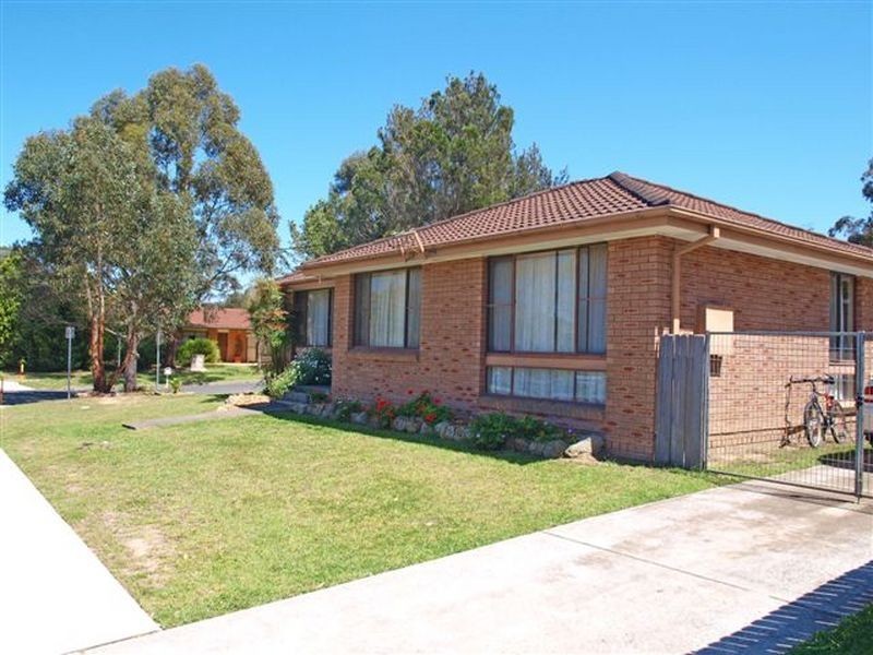 2 Balmaringa Ave, North Nowra NSW 2541