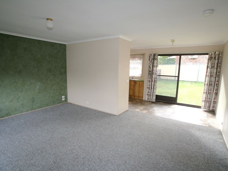2 Balmaringa Ave, North Nowra NSW 2541
