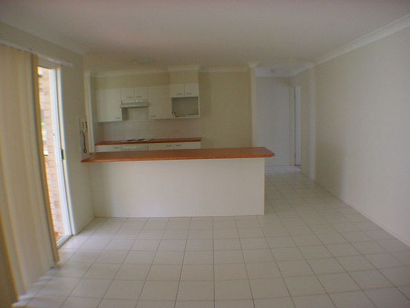 86 Jasmine Drive, Bomaderry NSW 2541