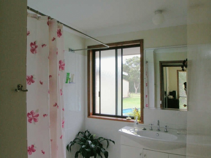 784 Sussex Inlet Road, Sussex Inlet NSW 2540