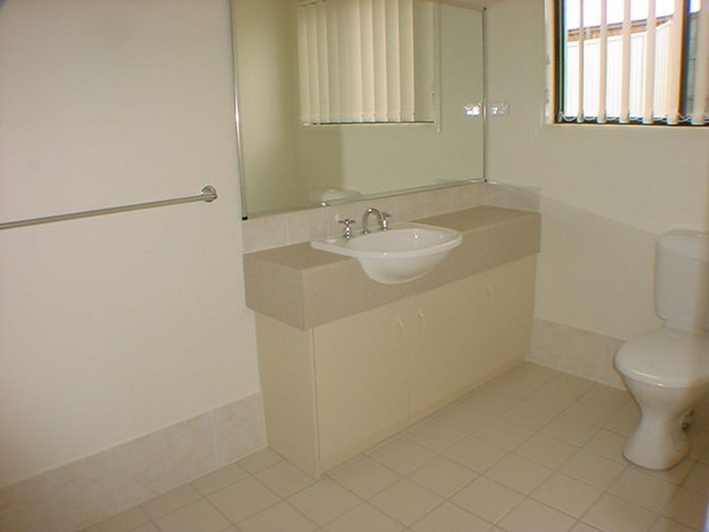 2 Blue Gum Way, North Nowra NSW 2541