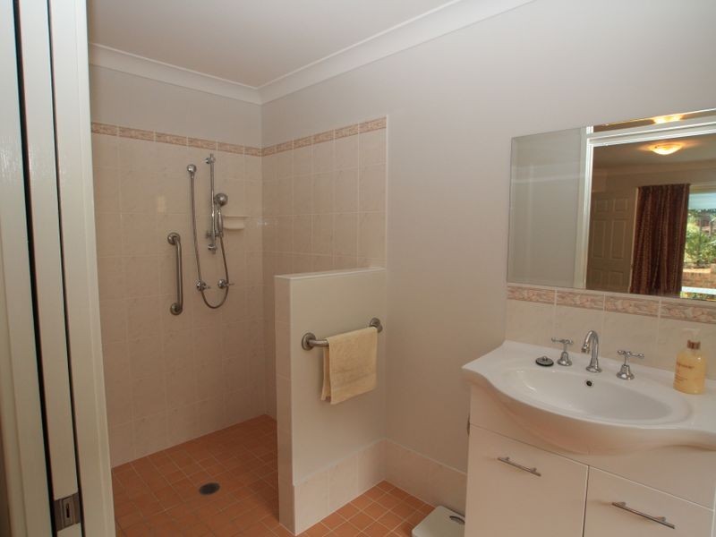 3 Fairview Crescent, Sussex Inlet NSW 2540