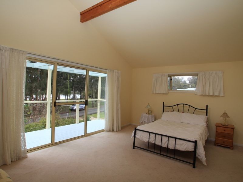 3 Fairview Crescent, Sussex Inlet NSW 2540