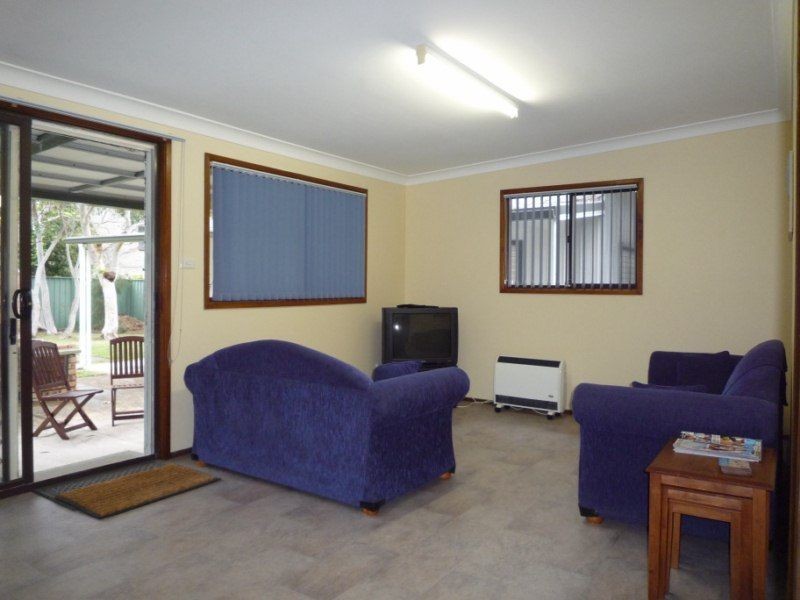 3 Sixth Avenue, Berrara NSW 2540