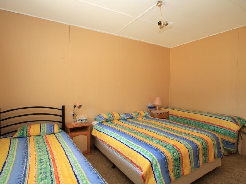 28 Yarroma Avenue, Swanhaven NSW 2540