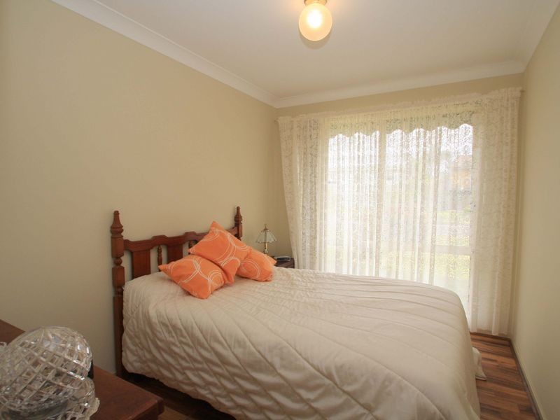 15 Lagoon Crescent, Sussex Inlet NSW 2540