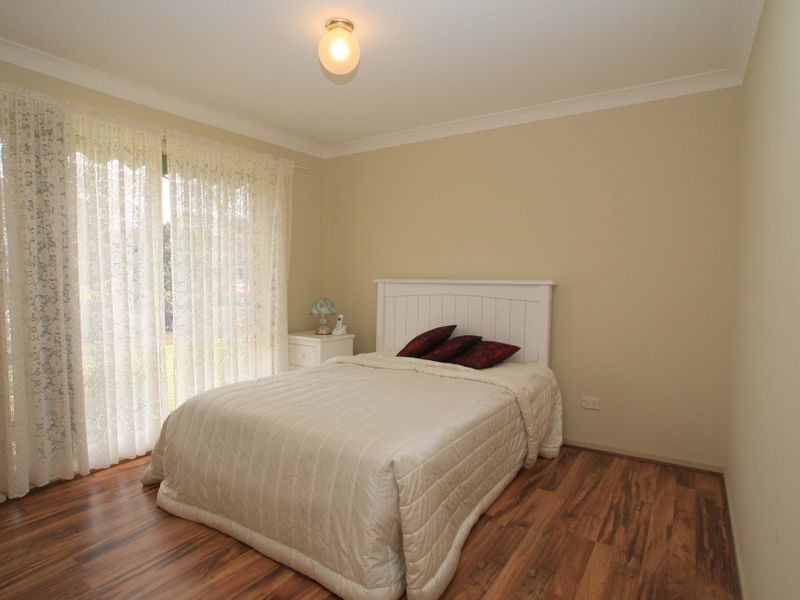 15 Lagoon Crescent, Sussex Inlet NSW 2540