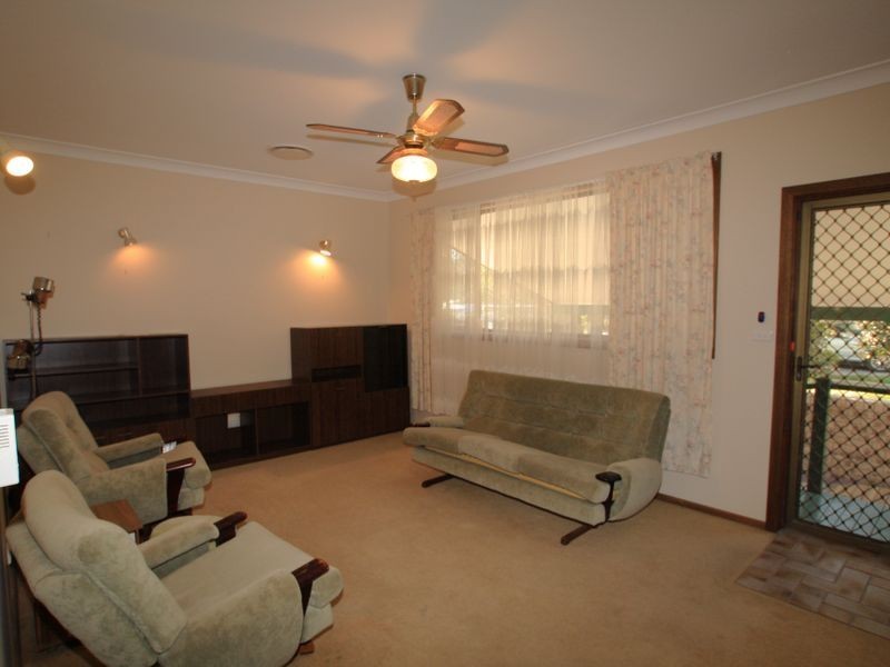 16 Meadowlake Avenue, Berrara NSW 2540