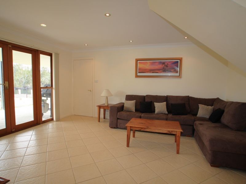 95 Jacobs Drive, Sussex Inlet NSW 2540