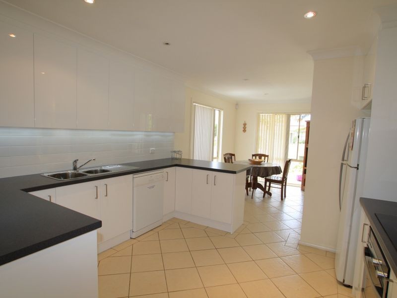 95 Jacobs Drive, Sussex Inlet NSW 2540