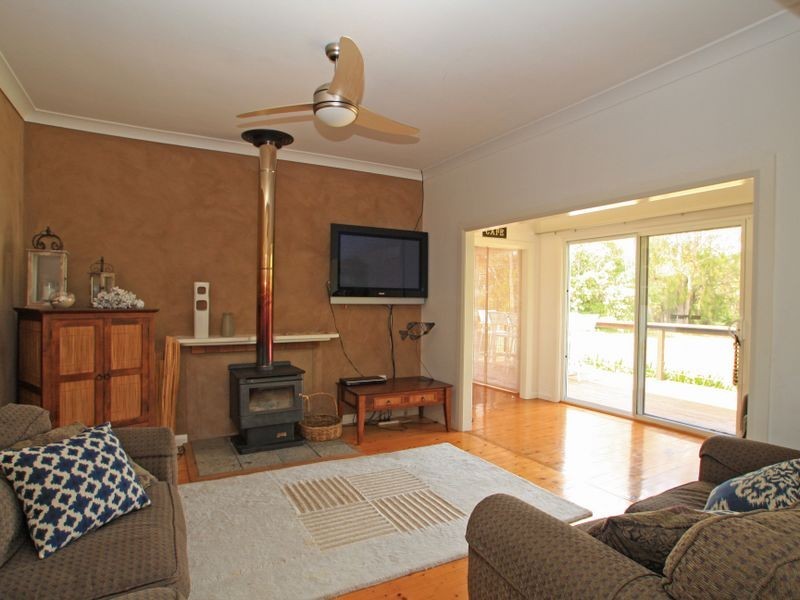 4 Ethel Avenue, Sussex Inlet NSW 2540