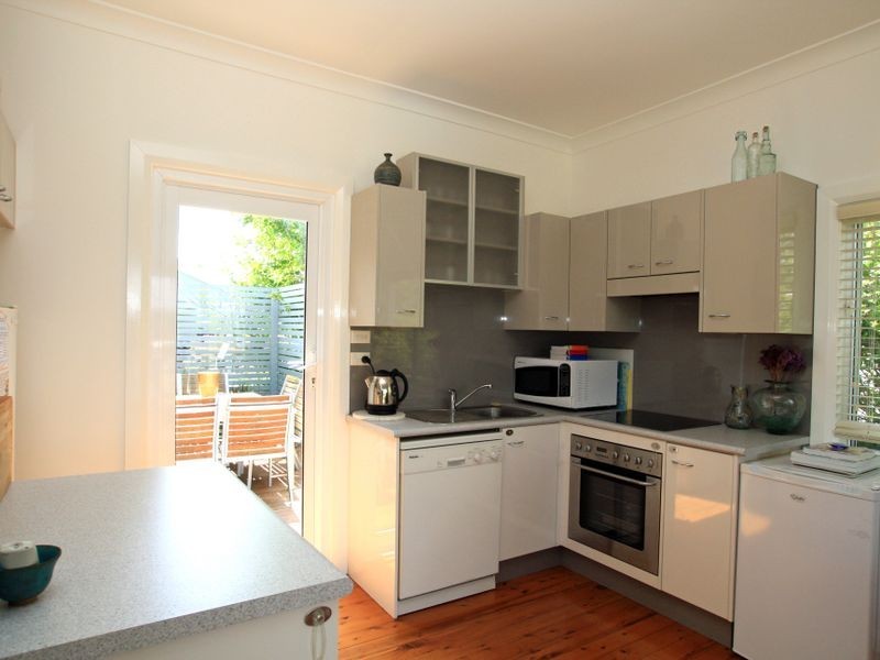 4 Ethel Avenue, Sussex Inlet NSW 2540