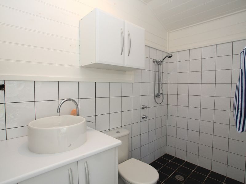 4 Ethel Avenue, Sussex Inlet NSW 2540