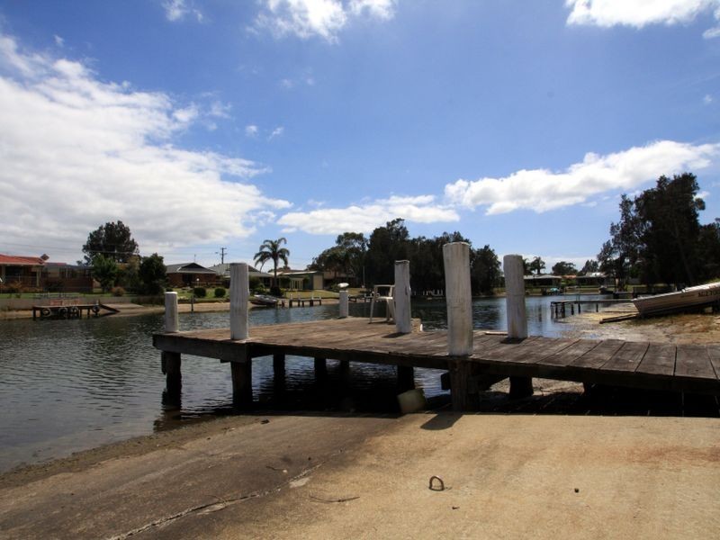 18 Plover Close, Sussex Inlet NSW 2540