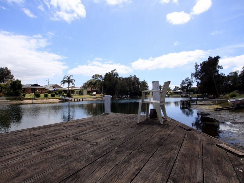 18 Plover Close, Sussex Inlet NSW 2540