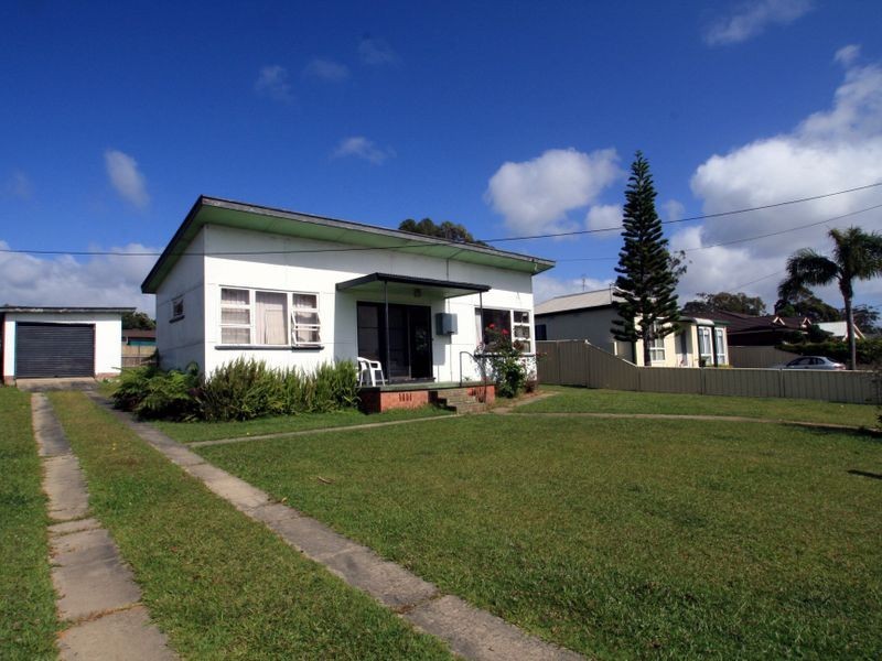 55 River Road, Sussex Inlet NSW 2540
