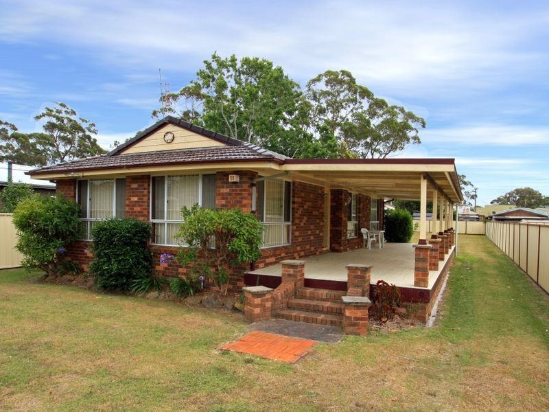 13 Ellmoos Avenue, Sussex Inlet NSW 2540