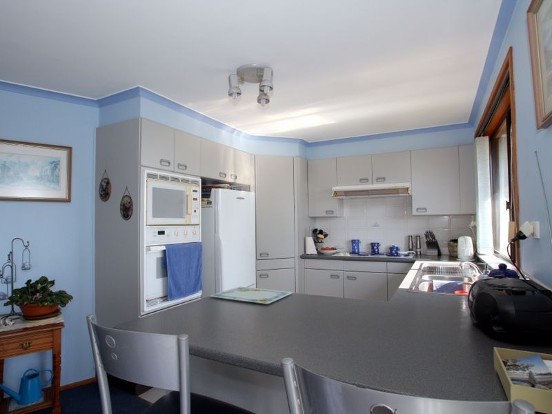 34 Tradewinds Avenue, Sussex Inlet NSW 2540