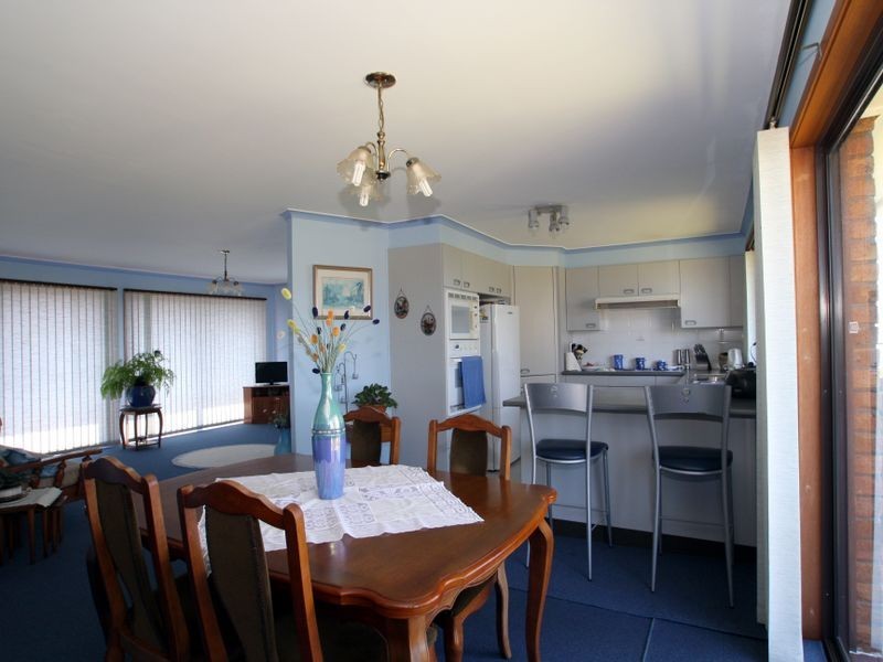 34 Tradewinds Avenue, Sussex Inlet NSW 2540