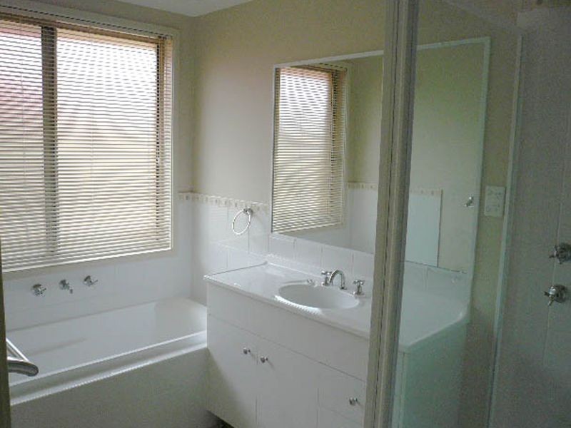 25 Golden Ash Close, Worrigee NSW 2540