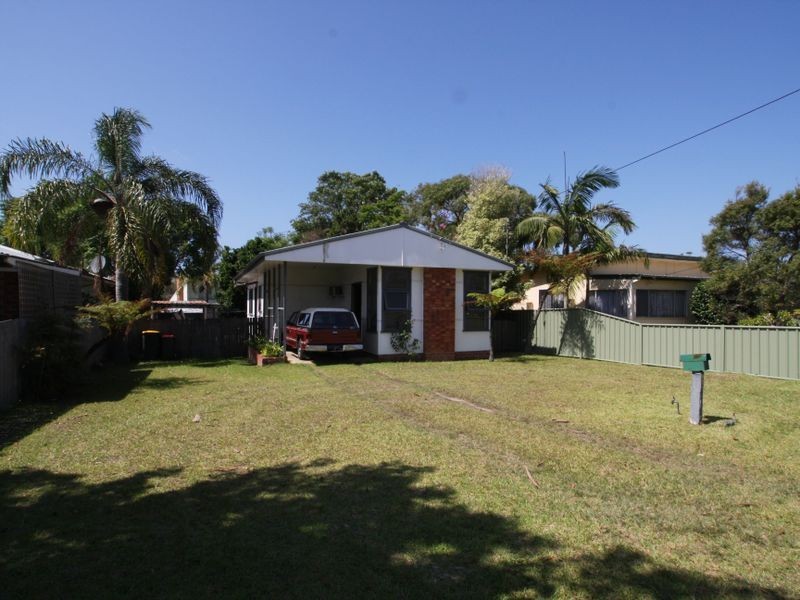 44 Iverison Road, Sussex Inlet NSW 2540