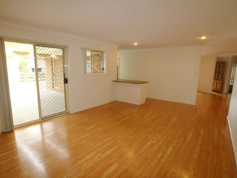 2 Garden Grove, Worrigee NSW 2540