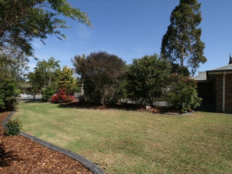 2 Garden Grove, Worrigee NSW 2540