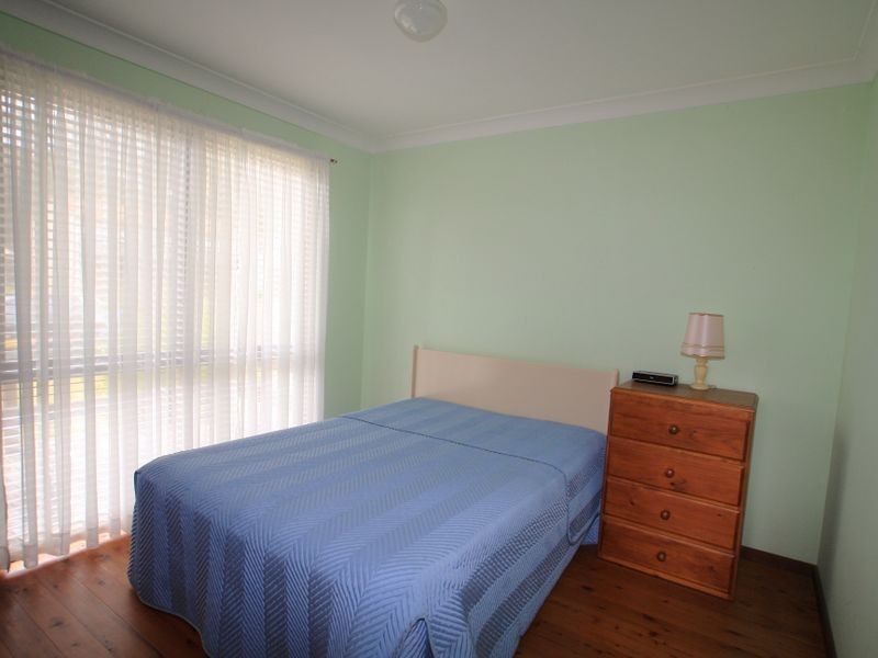 10 Lakeway Avenue, Berrara NSW 2540