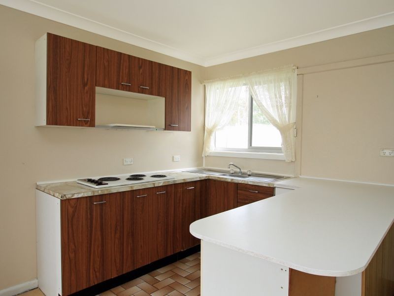 25 Lyons Road, Sussex Inlet NSW 2540