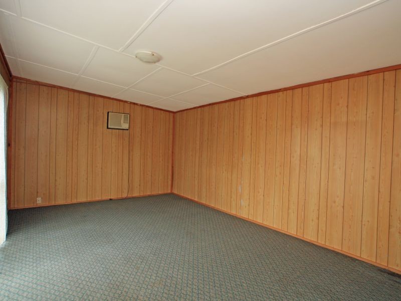 25 Lyons Road, Sussex Inlet NSW 2540