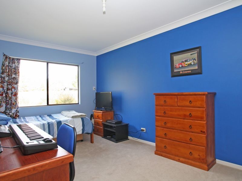 8 Old Berrara Road, Sussex Inlet NSW 2540