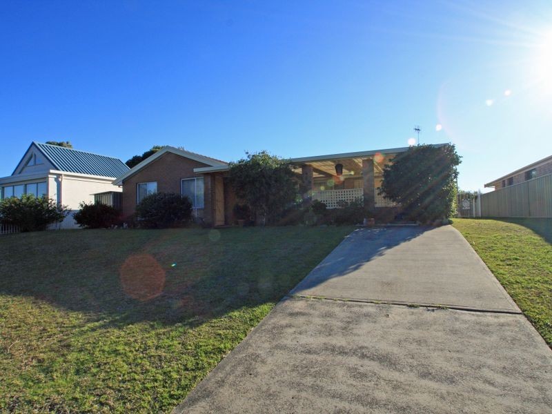36 Thora Street, Sussex Inlet NSW 2540