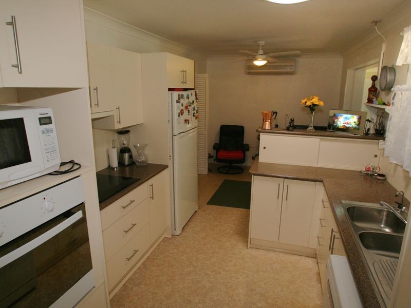 26 Salisbury Drive, Nowra NSW 2541