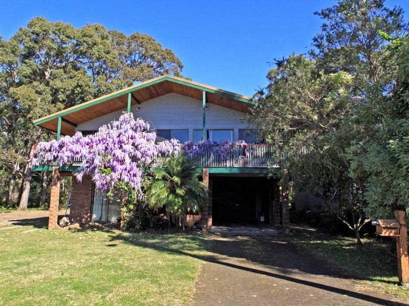 3 Lakeway Avenue, Berrara NSW 2540
