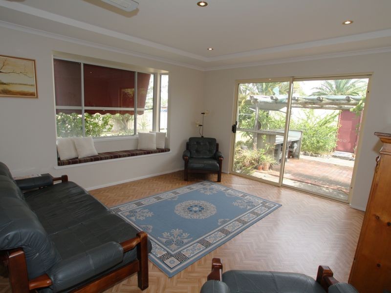 182 River Road, Sussex Inlet NSW 2540