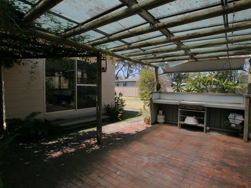 182 River Road, Sussex Inlet NSW 2540