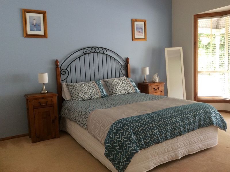 39 Cater Crescent, Sussex Inlet NSW 2540