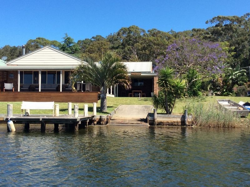 39 Cater Crescent, Sussex Inlet NSW 2540