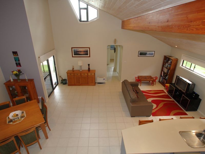 19 Surfway Avenue, Berrara NSW 2540