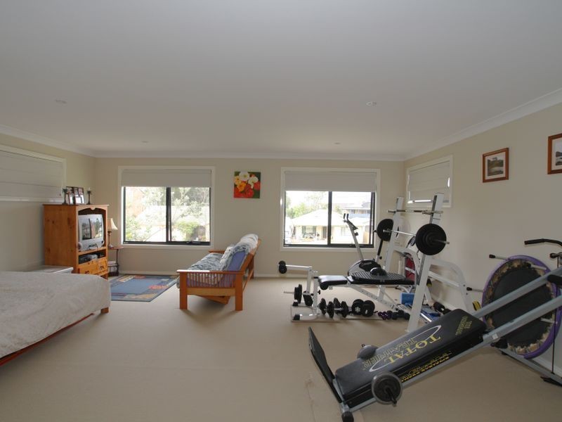 19 Surfway Avenue, Berrara NSW 2540