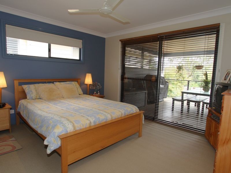 19 Surfway Avenue, Berrara NSW 2540