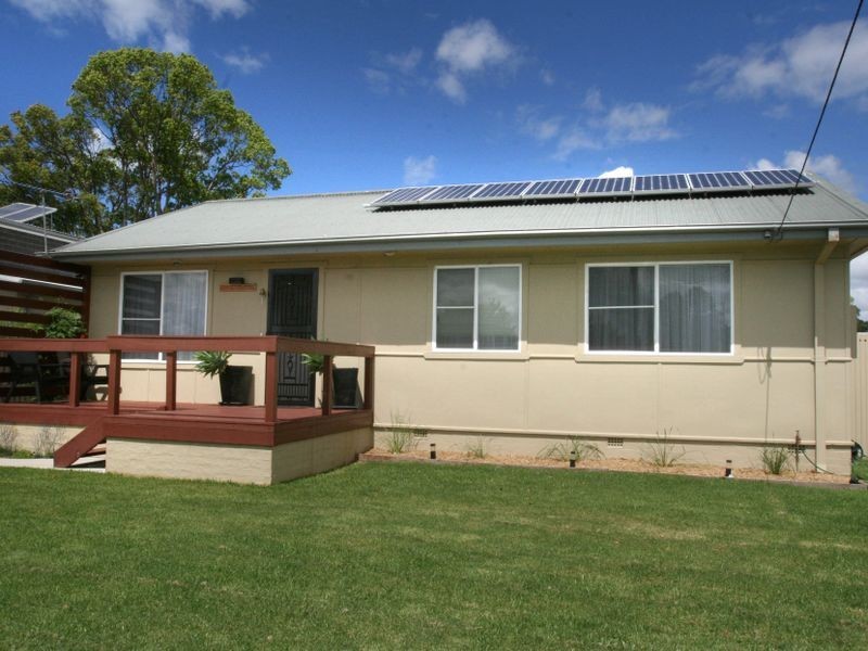 30 Ritchie Street, Bomaderry NSW 2541