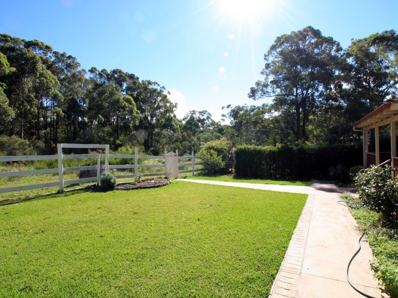 7 Lakeshore Parade, Sussex Inlet NSW 2540